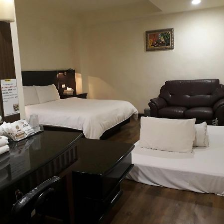 Hua Tai Hotel Синьчжу Экстерьер фото