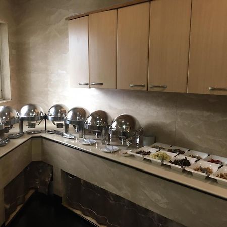 Hua Tai Hotel Синьчжу Экстерьер фото