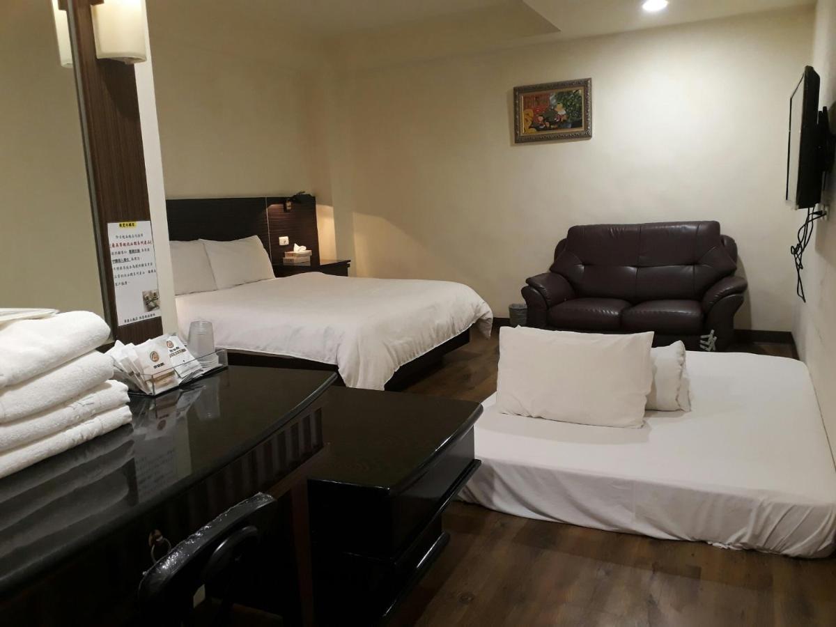 Hua Tai Hotel Синьчжу Экстерьер фото
