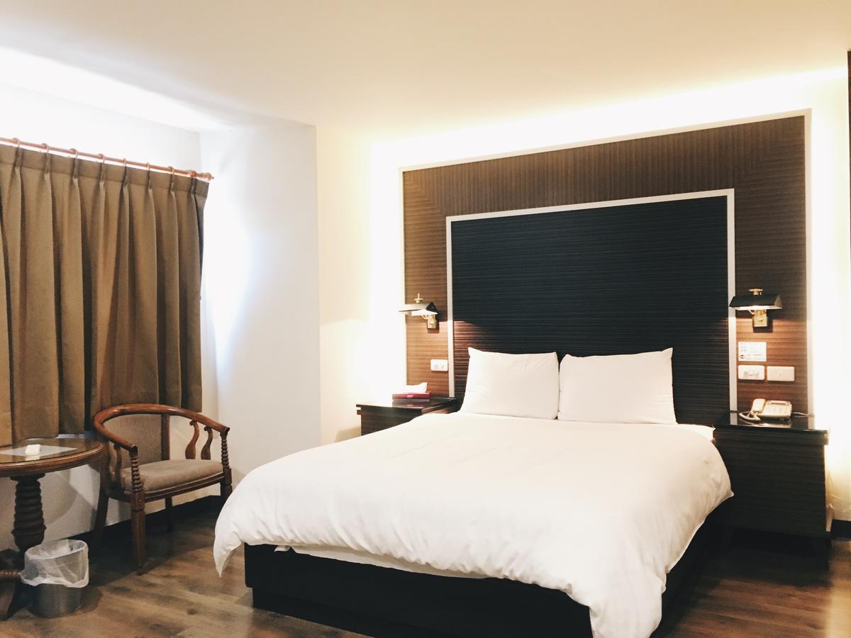 Hua Tai Hotel Синьчжу Экстерьер фото