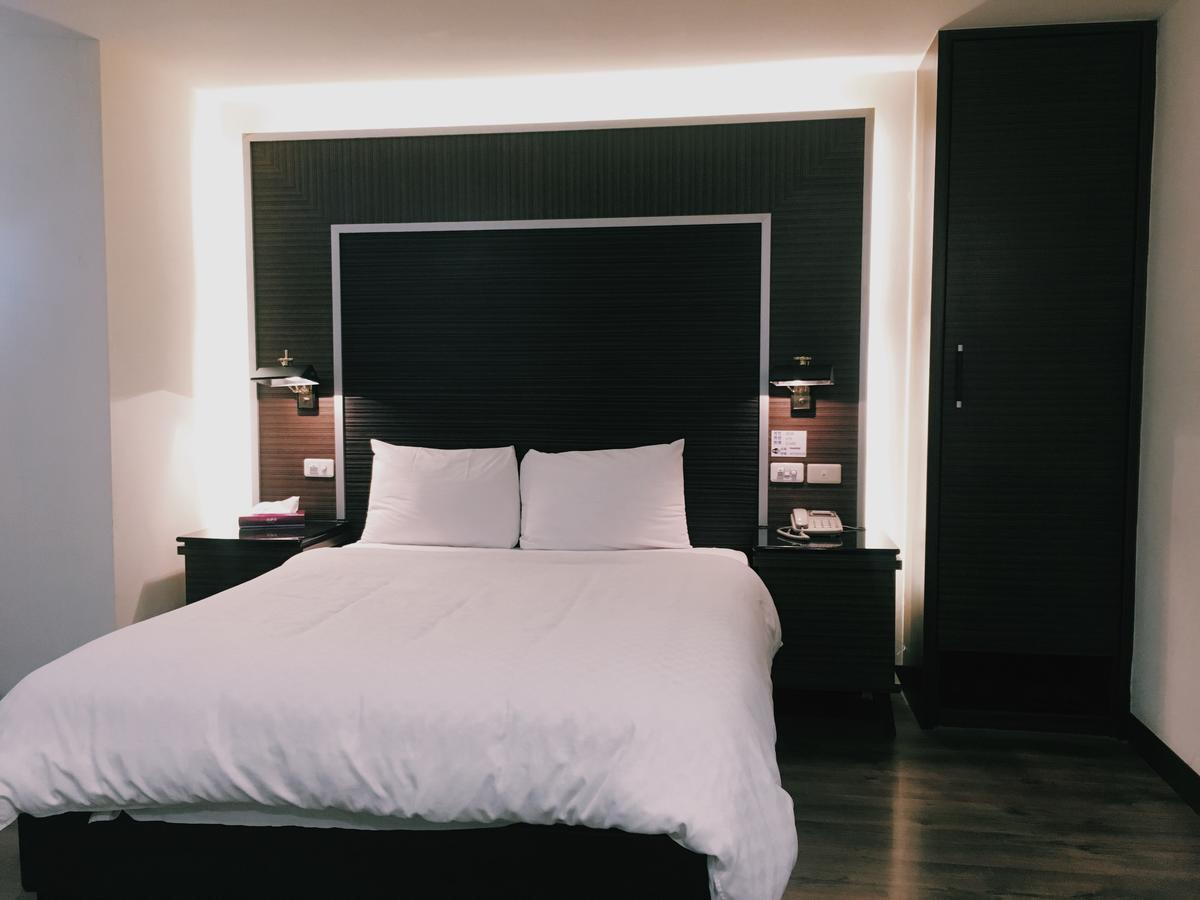 Hua Tai Hotel Синьчжу Экстерьер фото