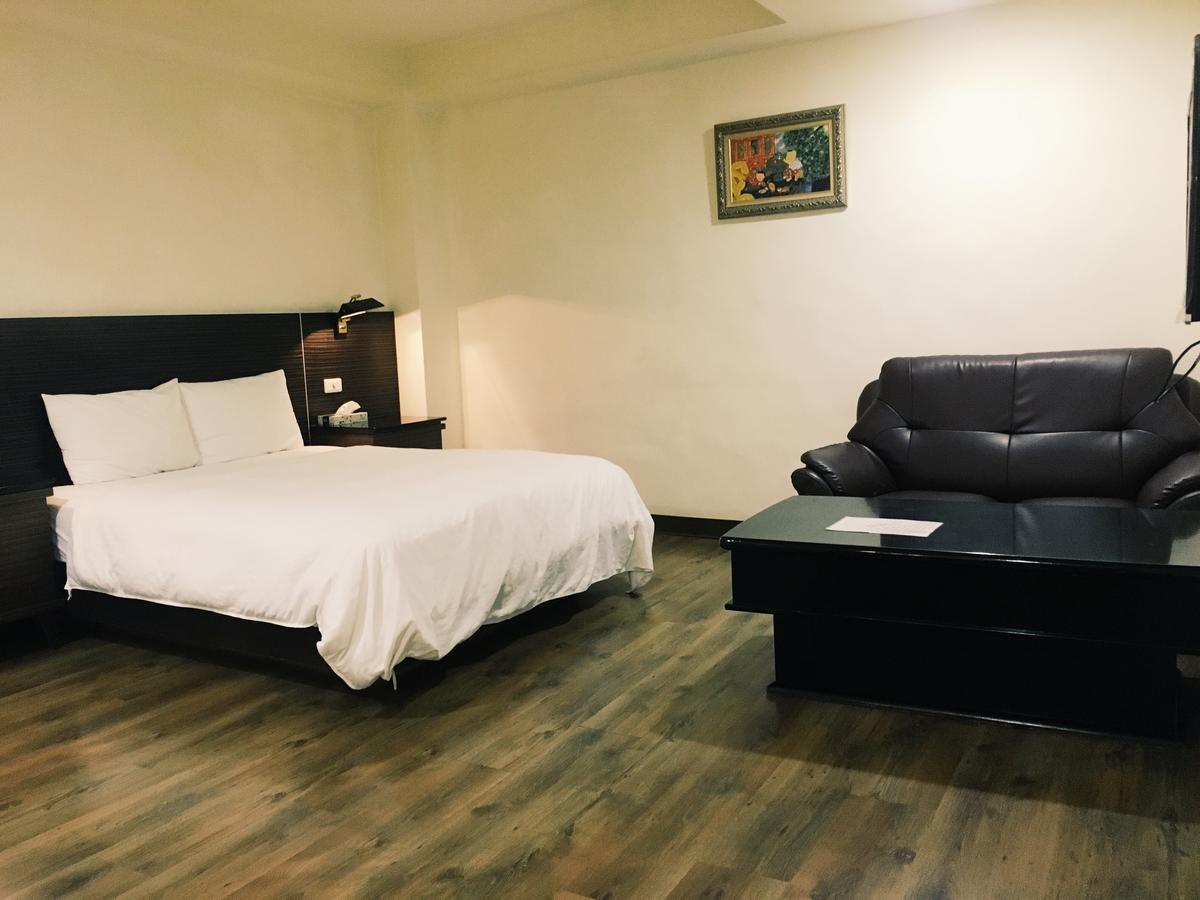 Hua Tai Hotel Синьчжу Экстерьер фото
