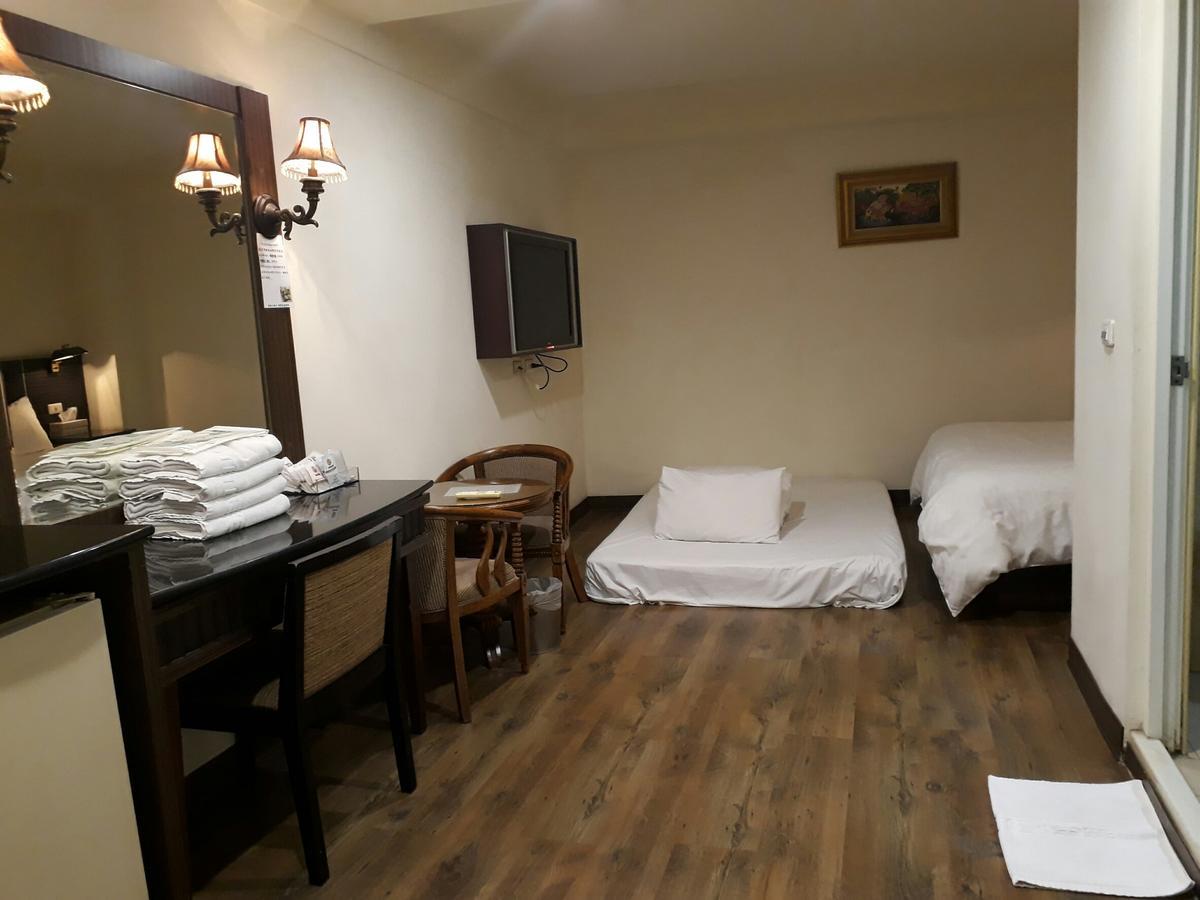 Hua Tai Hotel Синьчжу Экстерьер фото